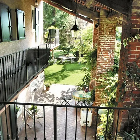 Modern With Garden In Carru, 70 Sqm, Private Parking *