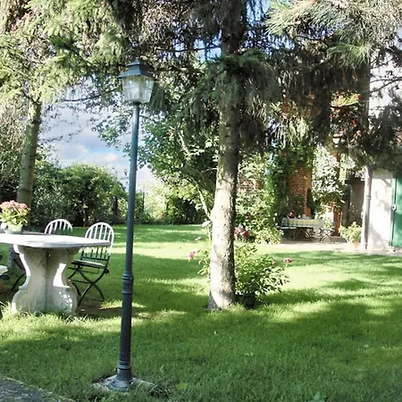 Modern With Garden In Carru, 70 Sqm, Private Parking 카루