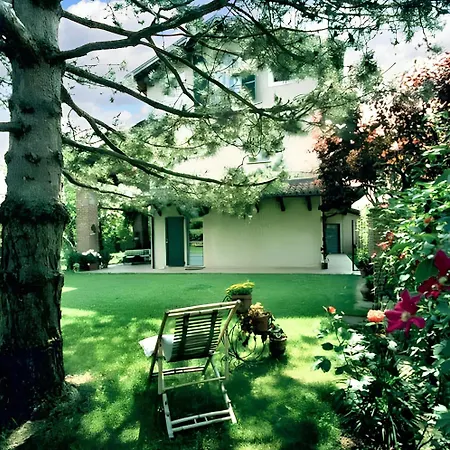 Modern With Garden In Carru, 70 Sqm, Private Parking * 카루